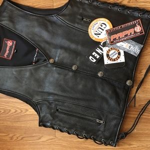 Black leather vest PapaCZ. Never worn. Tags on.